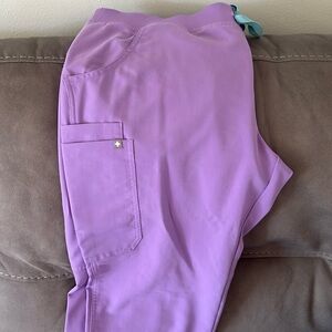 Figs light purple extra large petite scrub pants